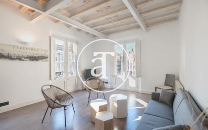 Living room of Flat to rent in  Barcelona Capital  with Air Conditioner, Heating and Furnished