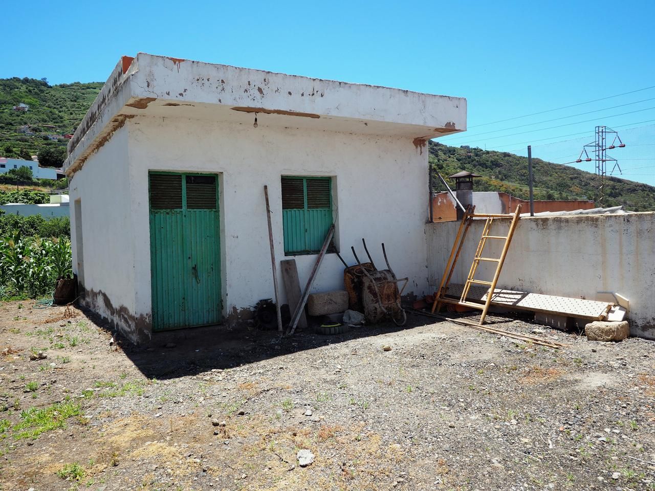 Vista exterior de Finca rústica en venda en Icod de los Vinos amb Jardí privat