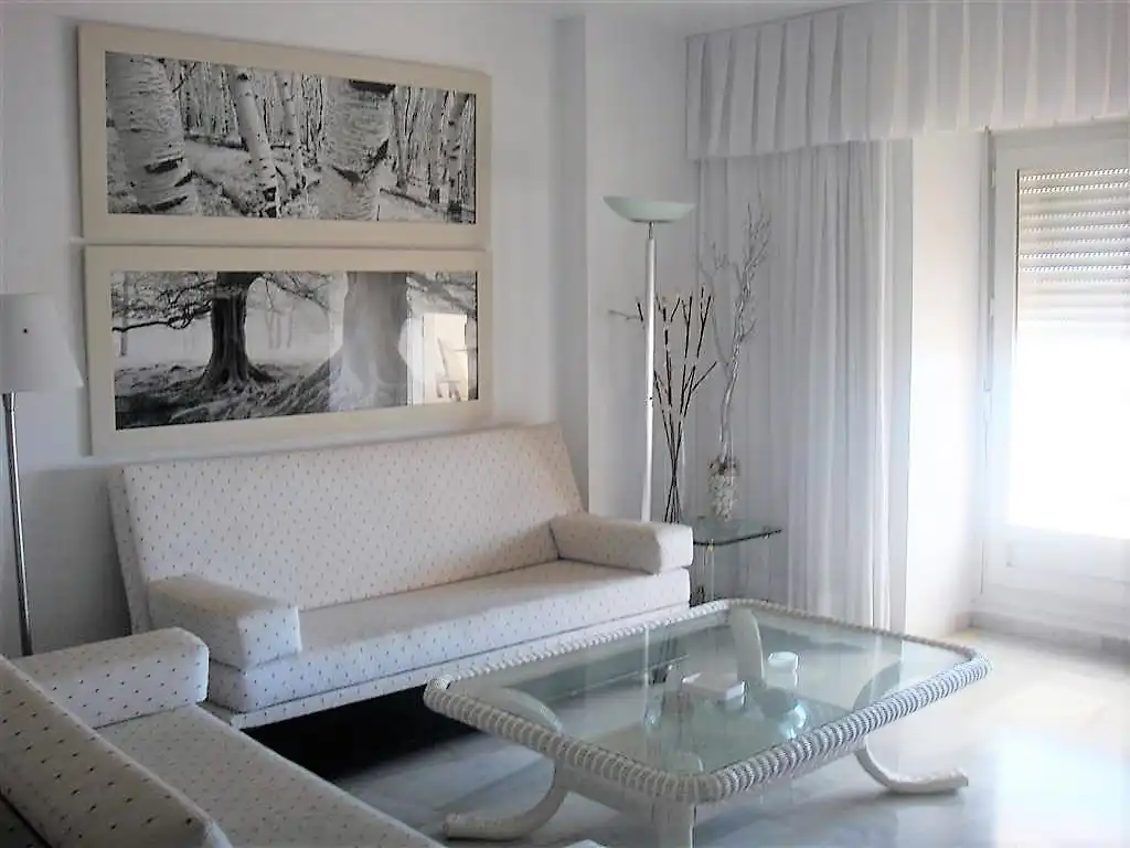 Living room of Detached homes for sale in Estepona  with Air Conditioner, Heating and Terrace