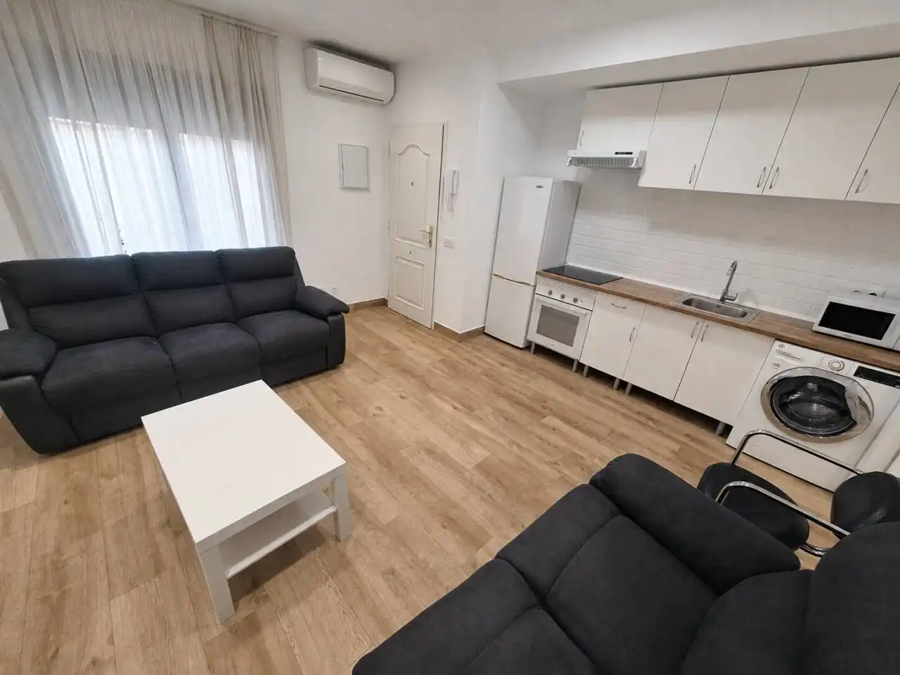 Wohnzimmer von Wohnungen zur Miete in Fuenlabrada mit Möbliert