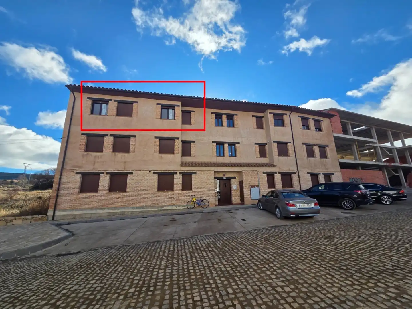 Vista exterior de Pis en venda en Orihuela del Tremedal amb Calefacció i Terrassa