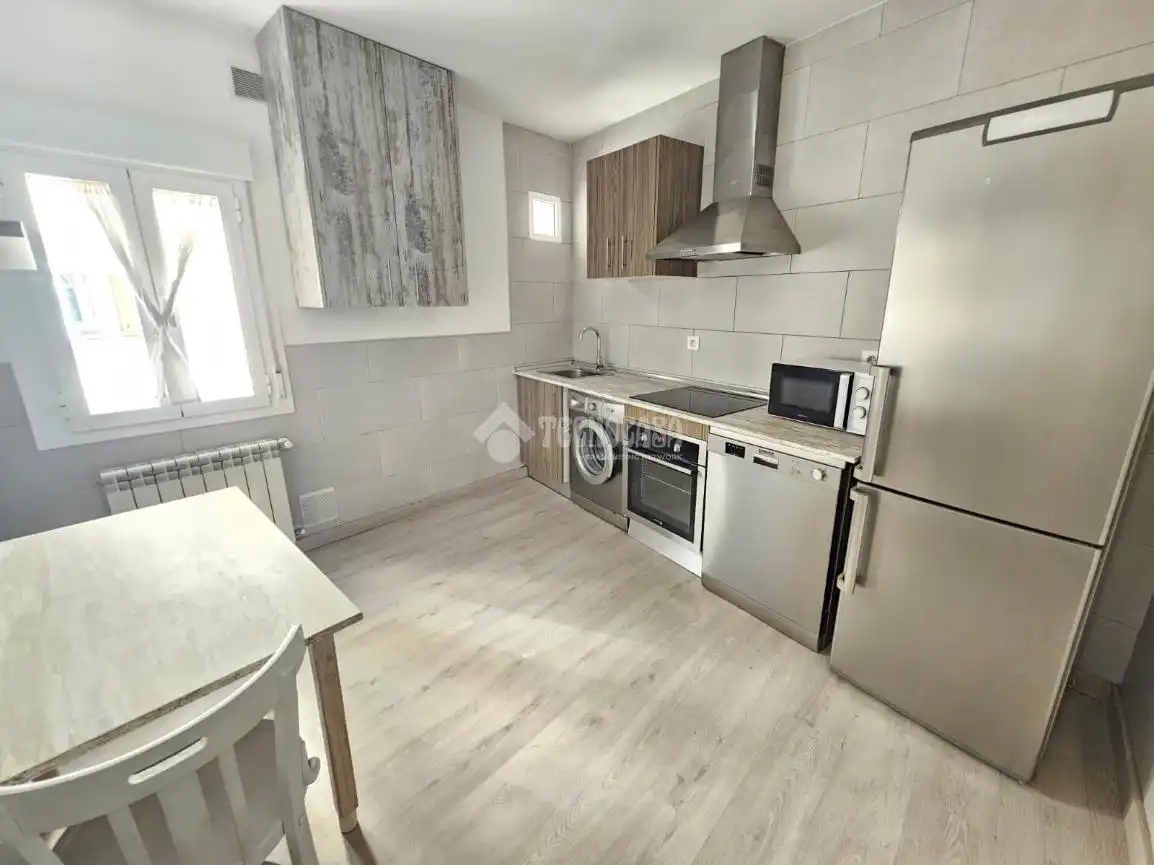 Cocina de Piso en venta en Madrid con Calefacción