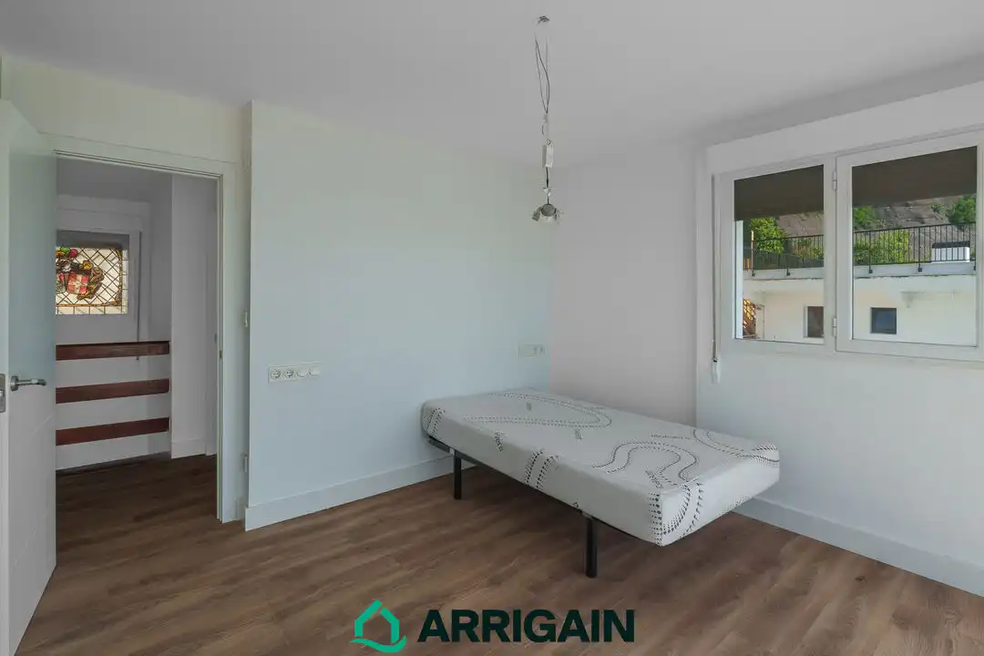 Bedroom of Houses for sale in Hondarribia  with Heating, Private garden and Terrace