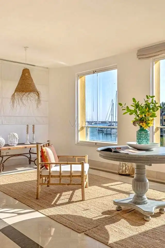 Living room of Flat for rent in Sotogrande  with Air Conditioner, Terrace and Furnished