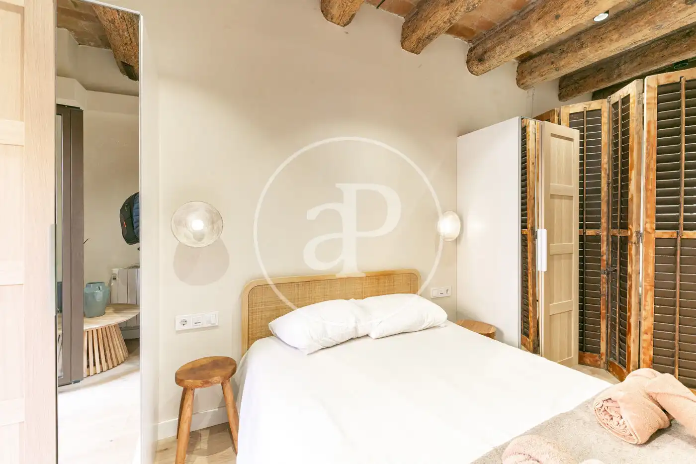 Schlafzimmer von Wohnung zum Verkauf in Barcelona mit Klimaanlage, Heizung und Möbliert