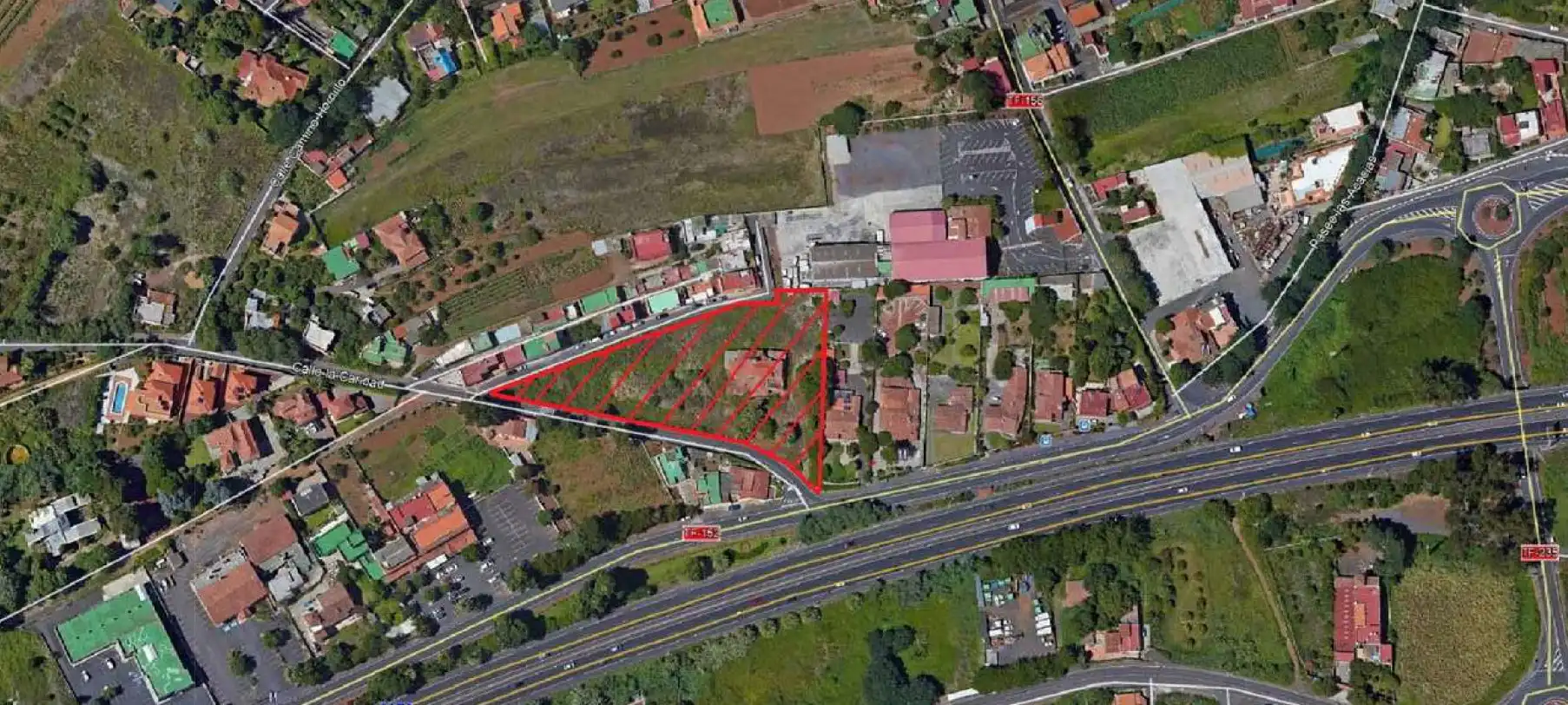 Casa adosada en venda en Tacoronte amb Jardí privat, Parquet i Terrassa