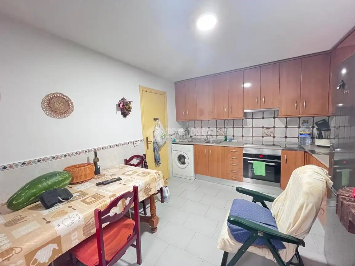 Cocina de Casa o chalet en venta en Los Navalmorales con Aire acondicionado, Calefacción y Amueblado