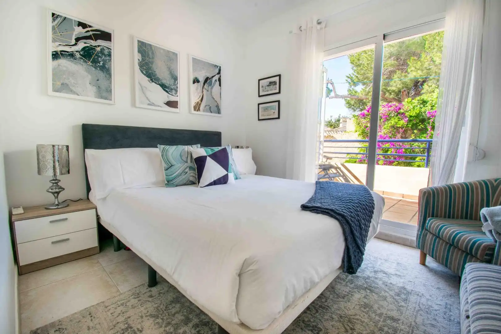 Bedroom of Detached homes for sale in L'Alfàs del Pi  with Air Conditioner, Private garden and Swimming Pool