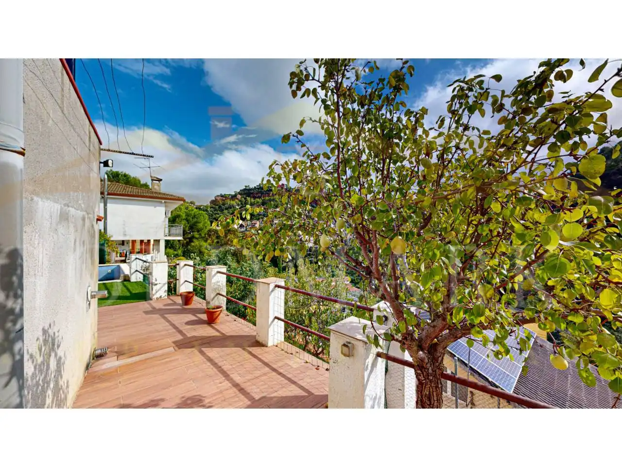 Vista exterior de Casa o chalet en venta en Corbera de Llobregat con Aire acondicionado, Calefacción y Jardín privado
