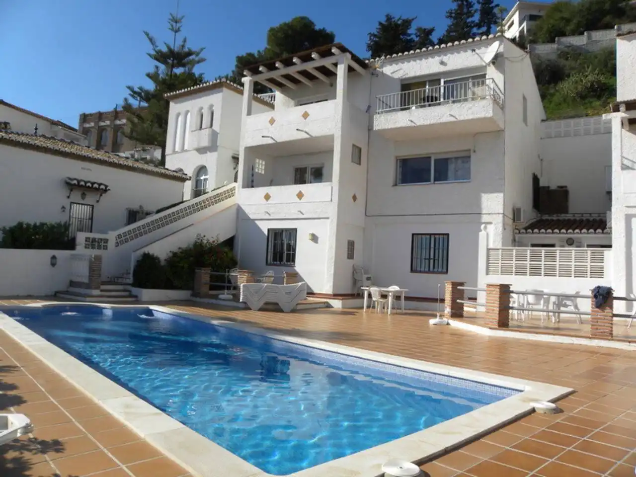 Swimming pool of Apartments for sale in Velilla - Velilla Taramay