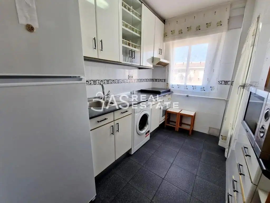 Küche von Wohnung zum Verkauf in Móstoles mit Möbliert