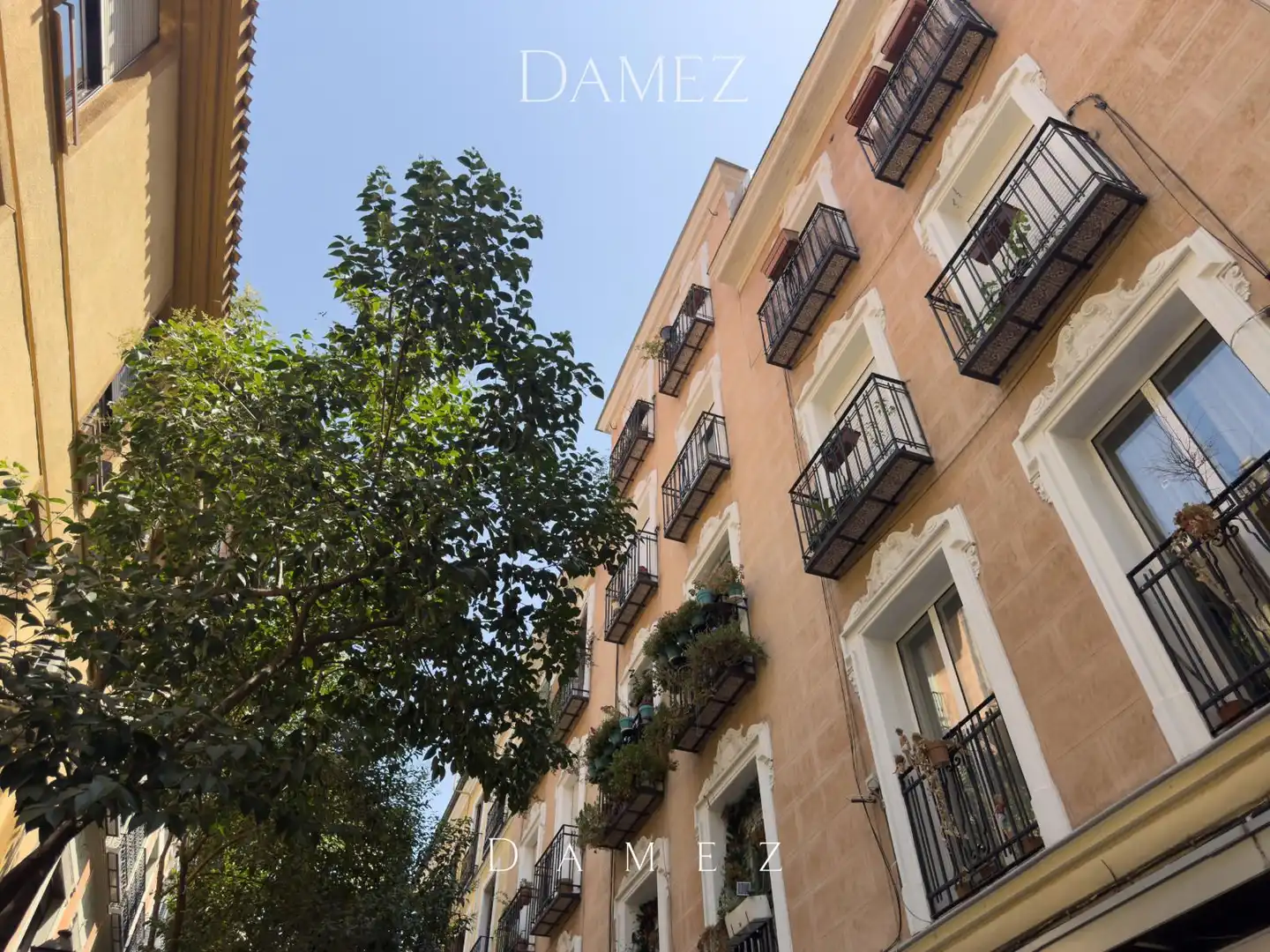 Vista exterior de Piso de alquiler en Madrid con Aire acondicionado, Calefacción y Amueblado