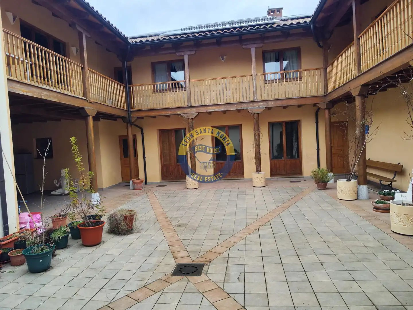 Exterior view of Houses for sale in Villaquilambre  with Heating, Private garden and Terrace