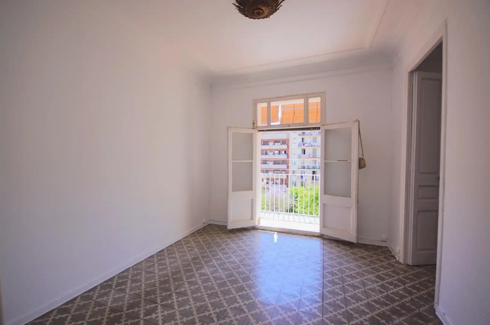 Habitación de Piso en venta en Barcelona con Terraza y Balcón
