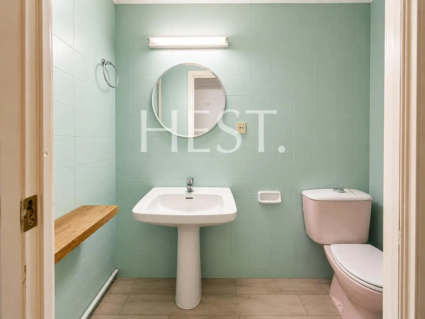 Baño de Piso en venta en Barcelona con Calefacción, Terraza y Balcón