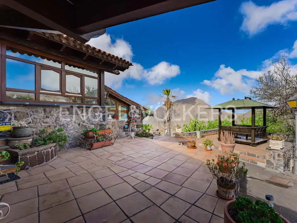 Terrassa de Casa o xalet en venda en Arona pueblo