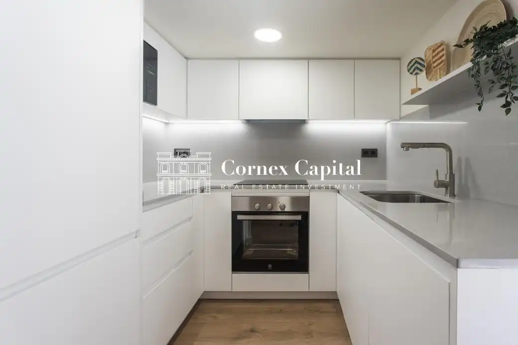 Cuina de Dúplex en venda en Barcelona amb Aire condicionat, Calefacció i Terrassa