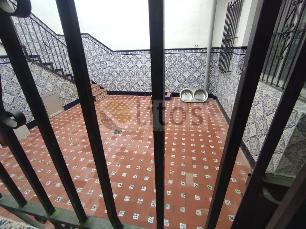 Casa adosada en venda en Dos Hermanas