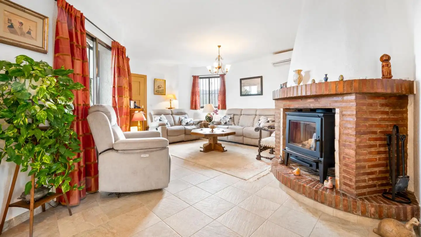 Living room of Houses for sale in Almuñécar  with Air Conditioner, Private garden and Terrace