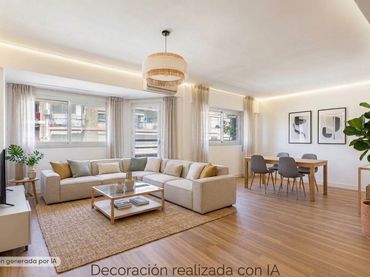 Piso con balcón en venta en Linares