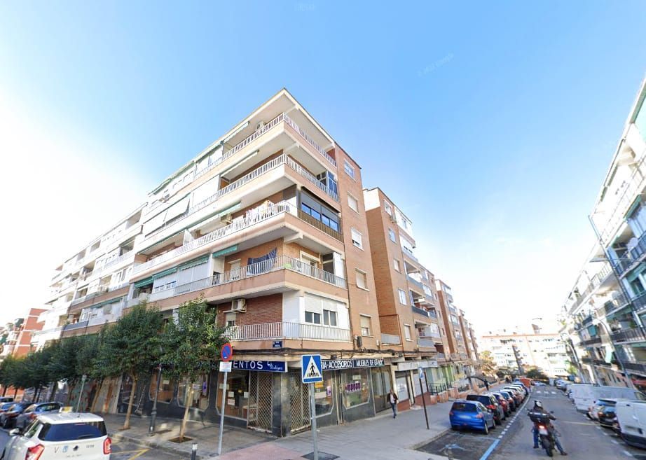 Vista exterior de Pis en venda en Alcorcón amb Terrassa