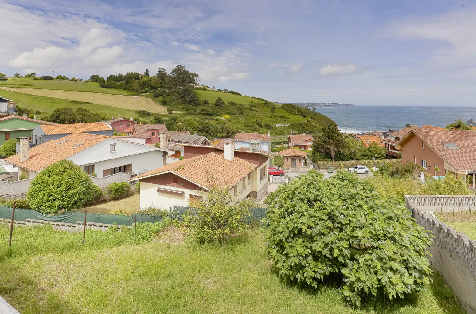 Vista exterior de Casa o chalet en venta en Carreño con Calefacción, Jardín privado y Terraza