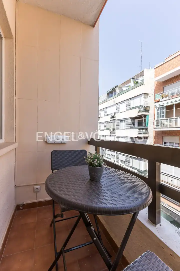 Balcony of Flat for rent in Madrid  with Air Conditioner, Heating and Furnished
