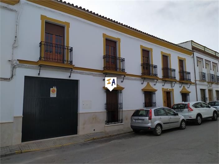 Vista exterior de Casa adosada en venda en El Rubio amb Aire condicionat, Terrassa i Traster
