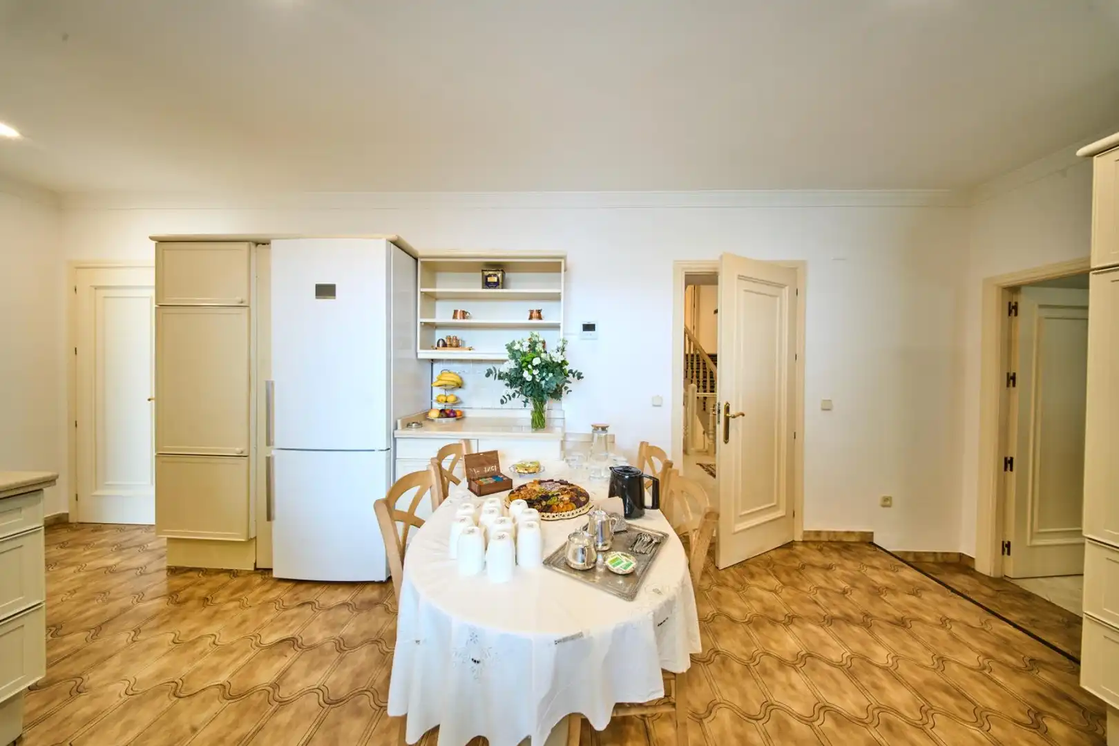 Comedor de Casa o chalet en venta en Marbella con Aire acondicionado, Calefacción y Jardín privado