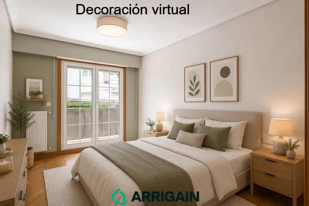 Habitación de Piso en venta en Donostia - San Sebastián  con Calefacción, Terraza y Trastero
