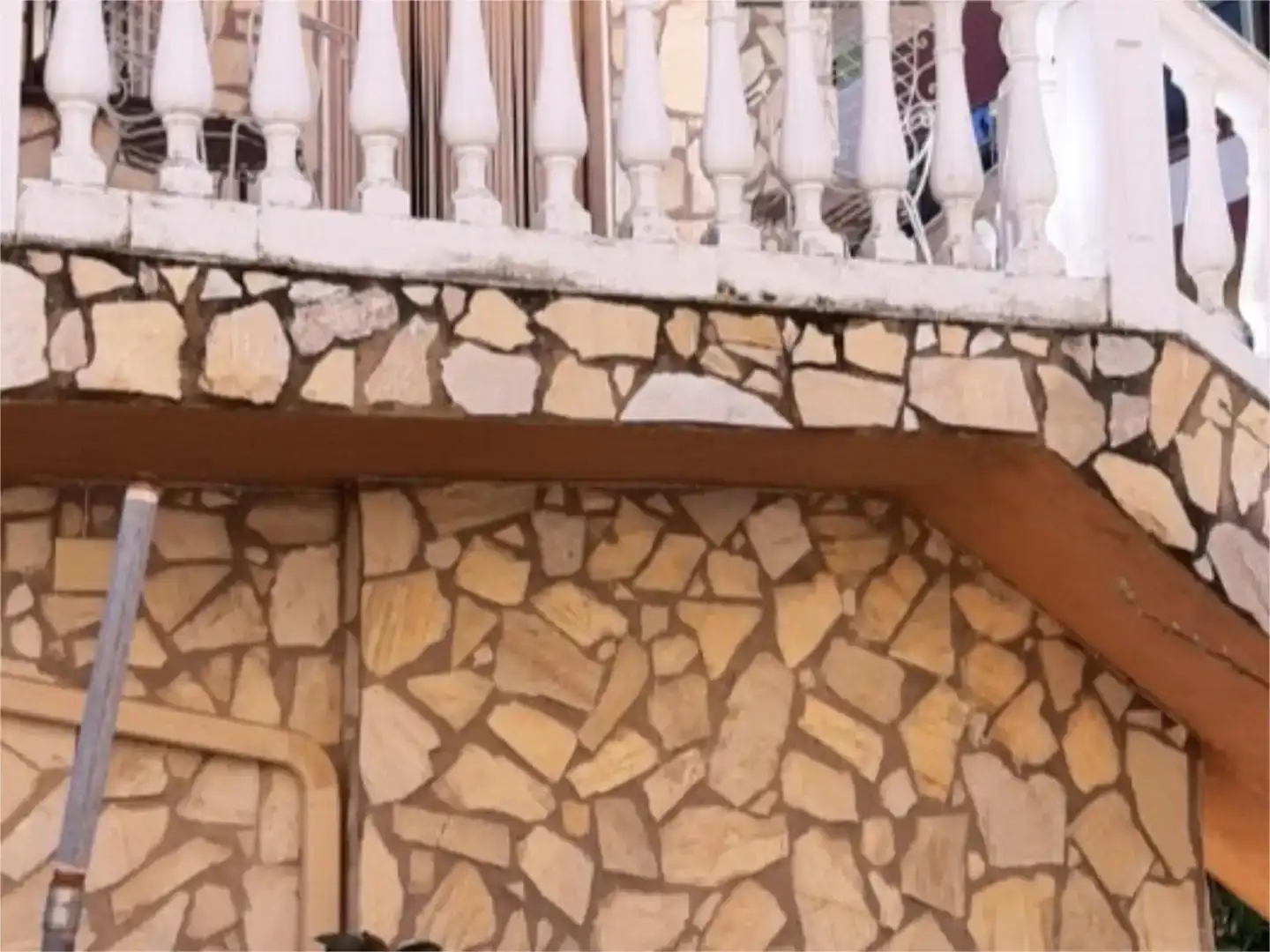 Exterior view of Houses for sale in Linares  with Air Conditioner and Balcony