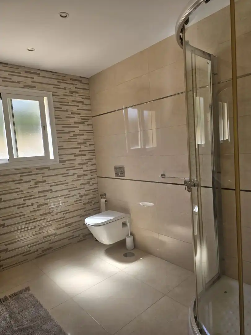 Badezimmer von Haus oder Chalet zur Miete in Mijas mit Klimaanlage, Heizung und Privatgarten