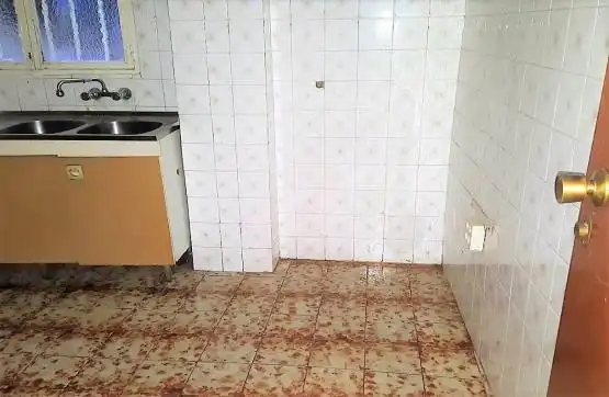 Piso en venta en AGUA, 28, Baza