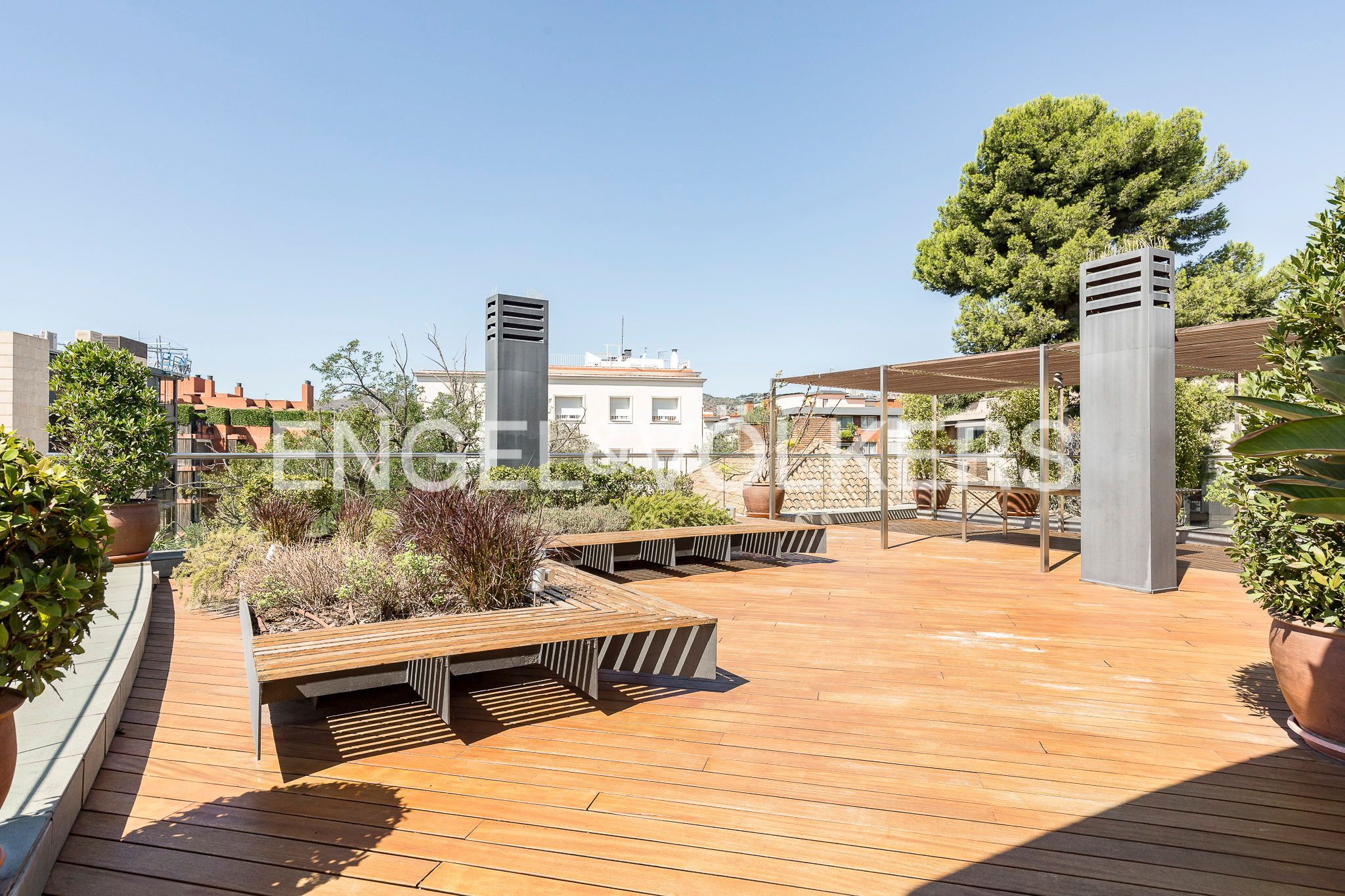Terrace of Attic to rent in  Barcelona Capital  with Air Conditioner, Heating and Parquet flooring