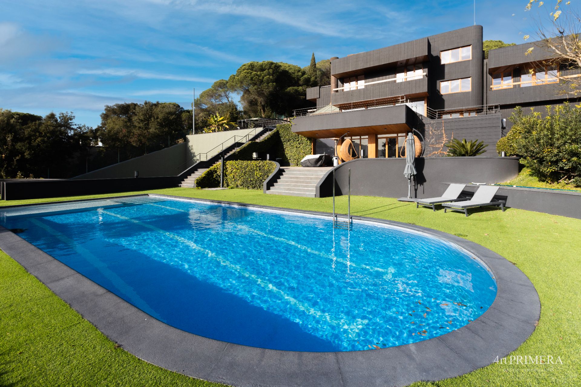 Piscina de Casa o xalet en venda en Vallromanes amb Aire condicionat, Calefacció i Jardí privat