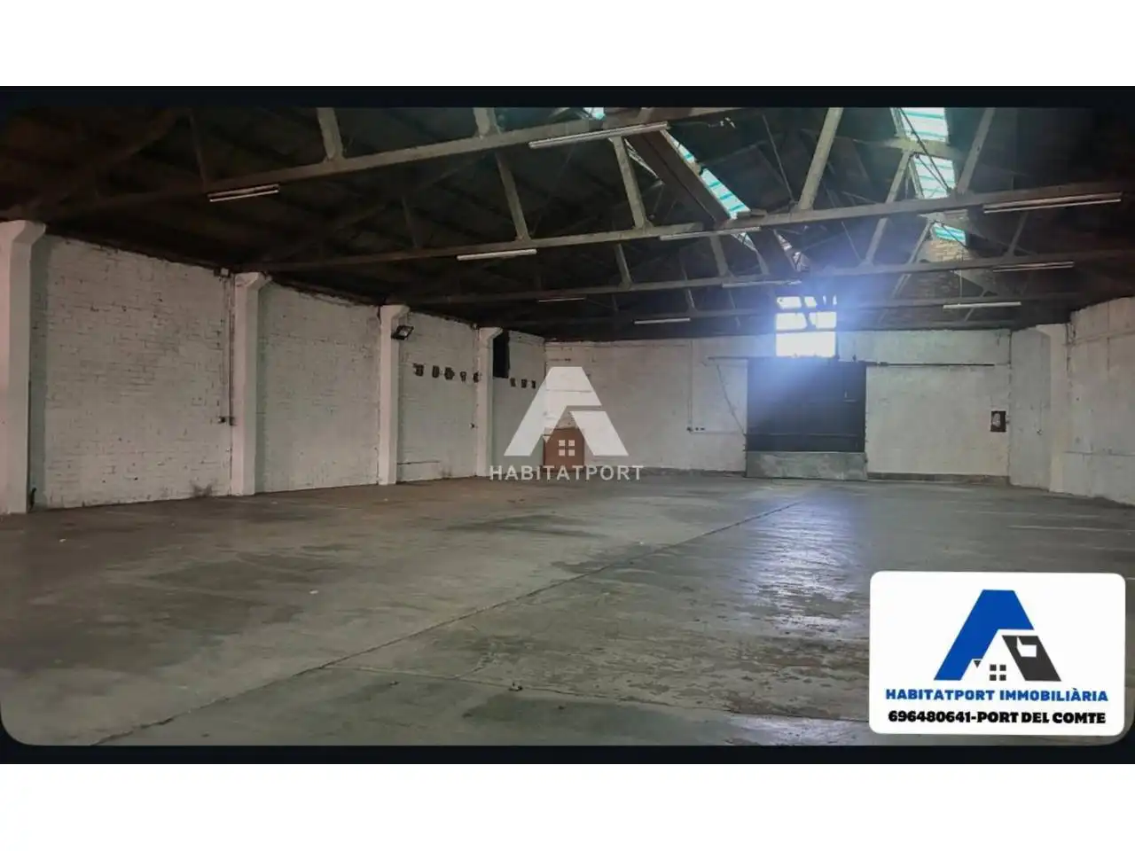 Local comercial en venda a Berga, imagen 4