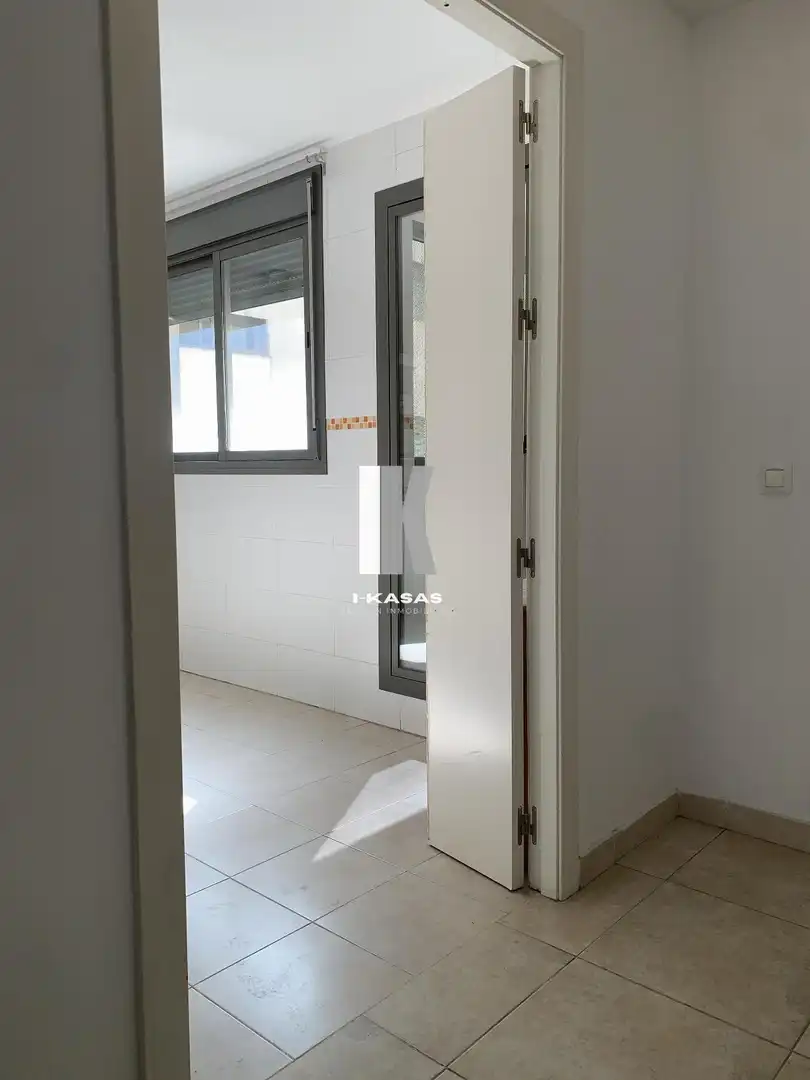 Flat for sale in El Puerto de Santa María  with Air Conditioner, Terrace and Storage room