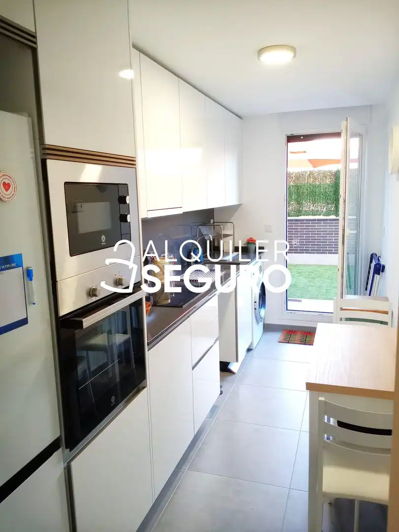 Kitchen of Flat for rent in Valladolid  with Heating, Terrace and Swimming Pool