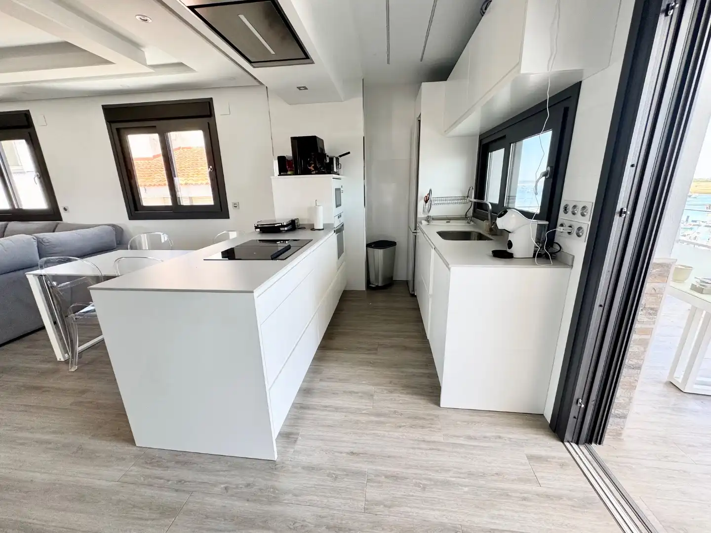 Kitchen of Attic for rent in Punta Umbría, Huelva