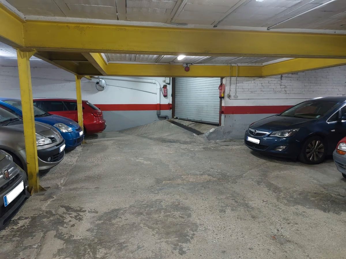 Aparcament de Garatge en venda en  Barcelona Capital