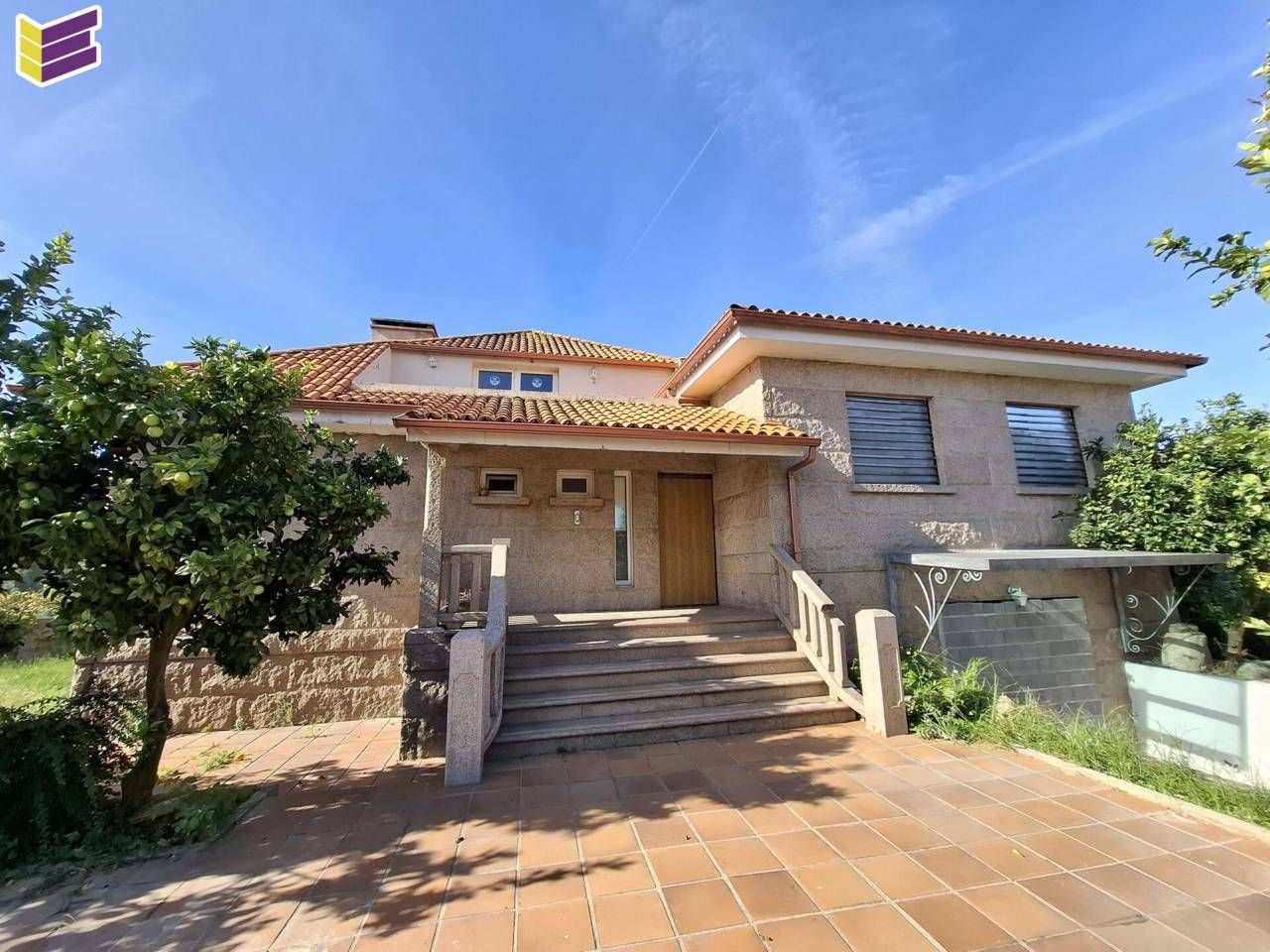 Exterior view of House or chalet for sale in Pontevedra Capital   with Heating, Private garden and Parquet flooring