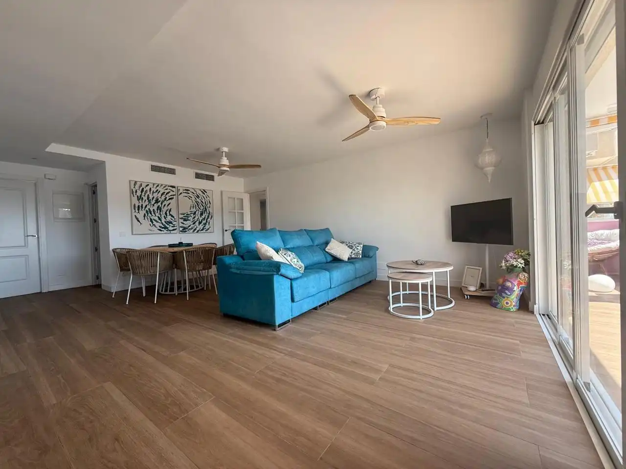 Wohnzimmer von Wohnung zur Miete in Águilas mit Klimaanlage, Möbliert und Balkon