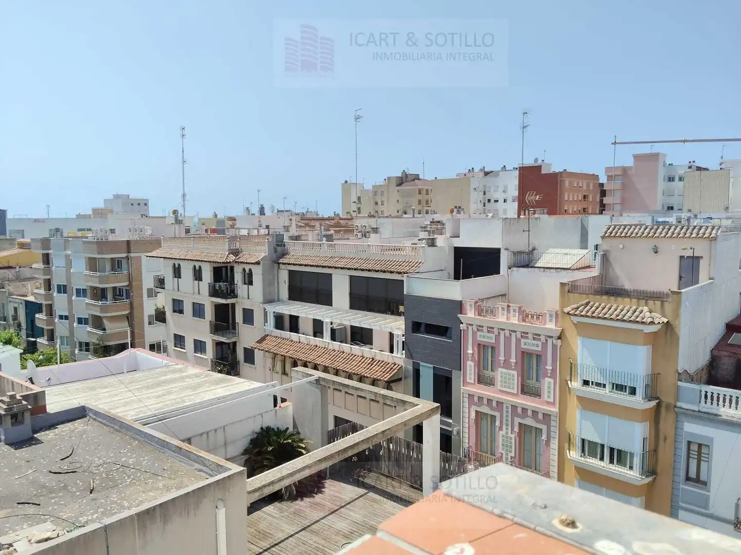 Vista exterior de Pis en venda en Vinaròs amb Calefacció i Moblat