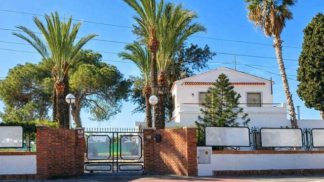 Casa-chalet en Venta en PD PERLETA   ELCHE/ELX (ALICANTE) en Perleta - Maitino
