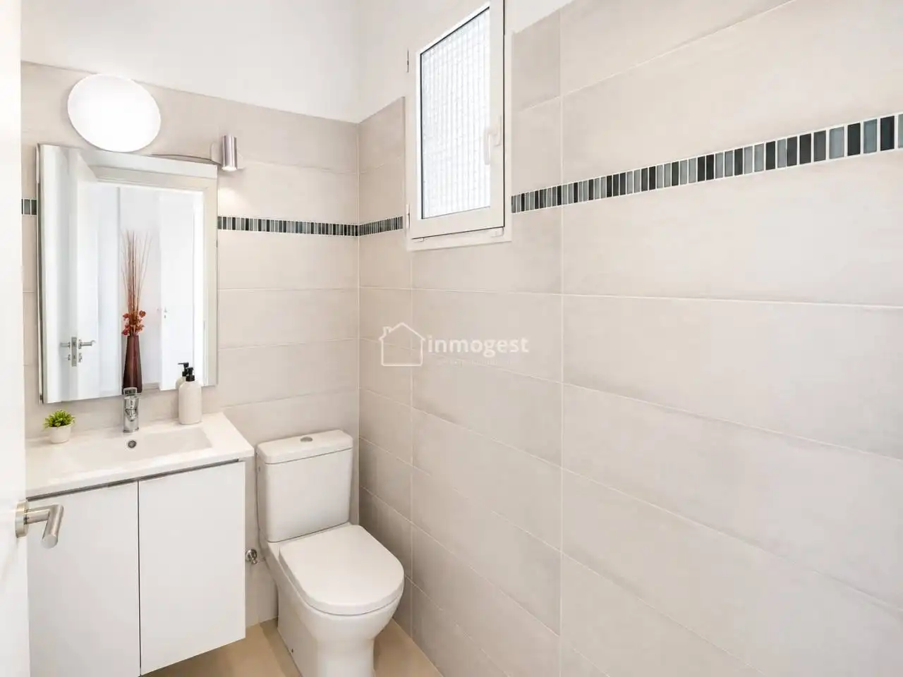 Study for rent in Calle Torroella de Montgrí, Riells