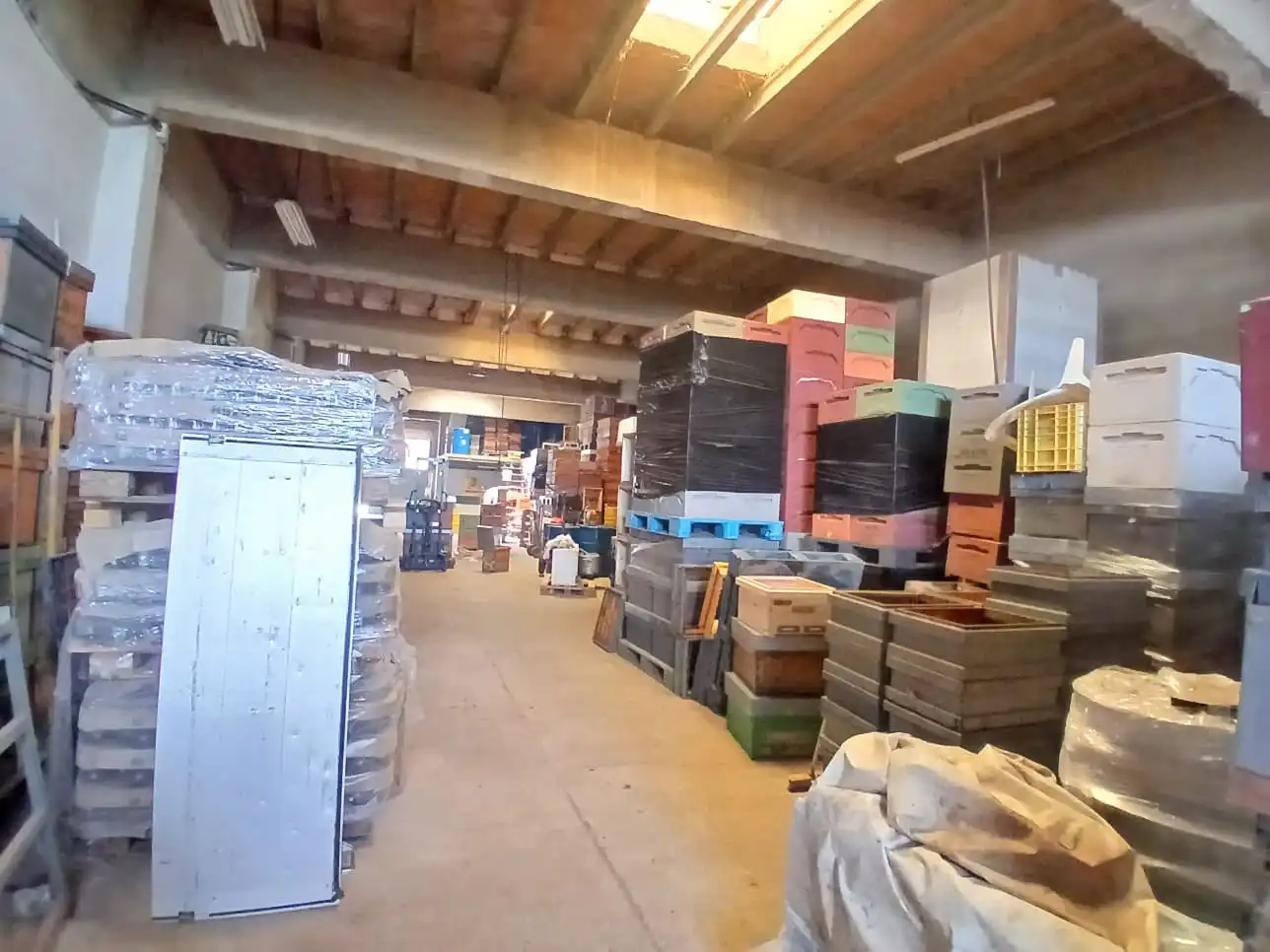 Nau industrial en venda en Montroi / Montroy, Valencia