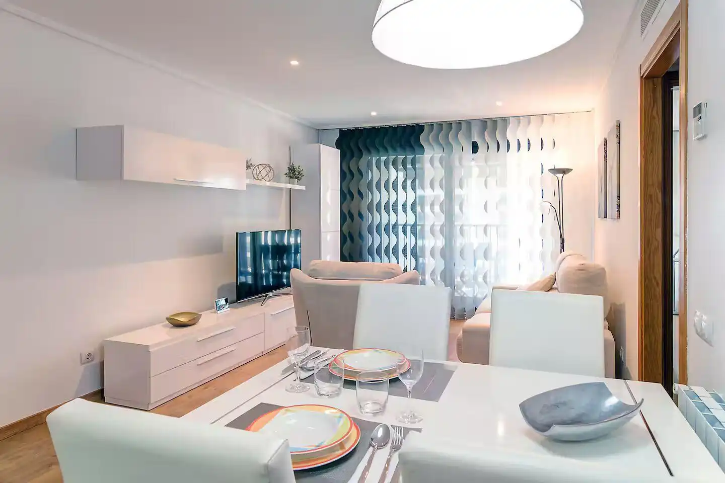 Flat for rent in Calle Santa Ángela de la Cruz, Encarnación - Regina