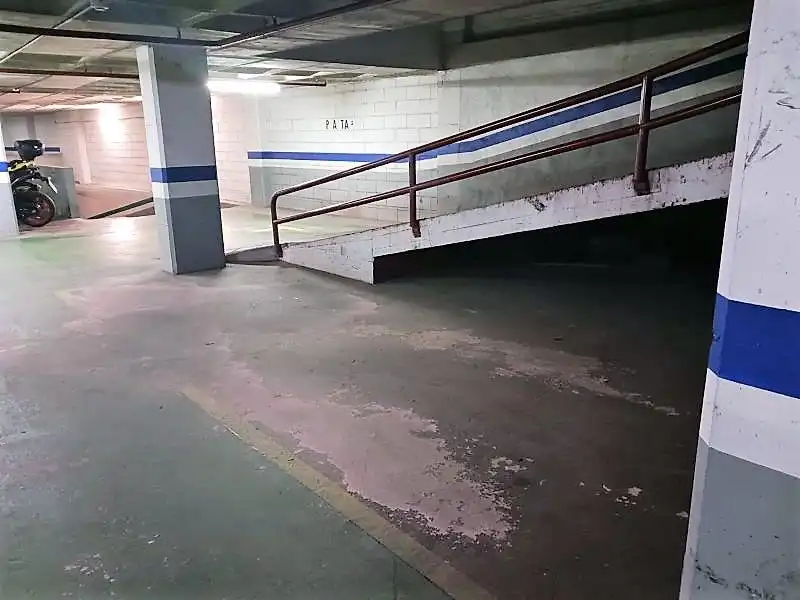Garage zur Miete in Sant Vicenç Dels Horts