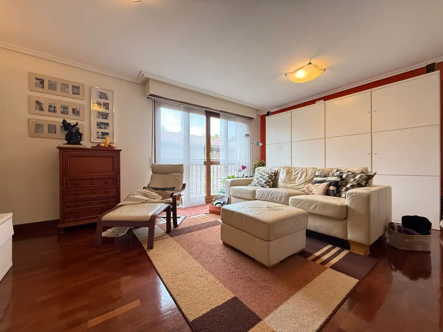 Living room of Detached homes for sale in Asteasu  with Terrace, Furnished and Balcony