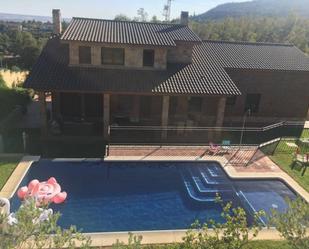 Piscina de Casa o xalet en venda en  Córdoba Capital amb Aire condicionat, Calefacció i Jardí privat